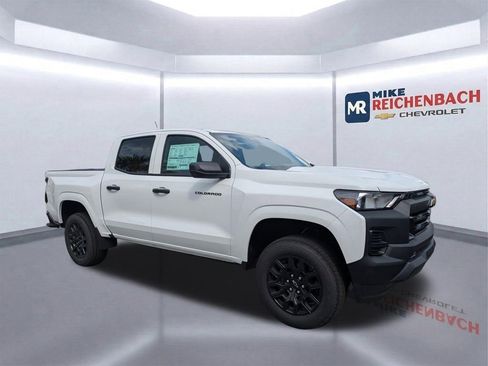 New 2026 Chevrolet Colorado W/T w/ WT Custom Package RWD image 2