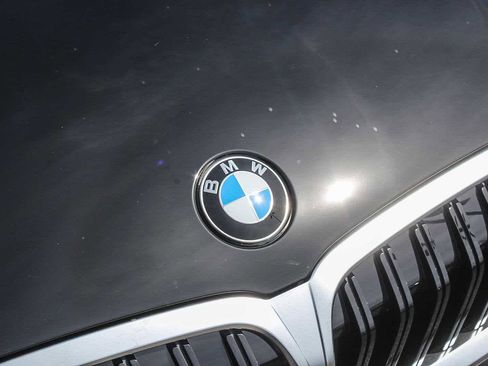 New 2026 BMW 330i Sedan w/ Convenience Package image 11