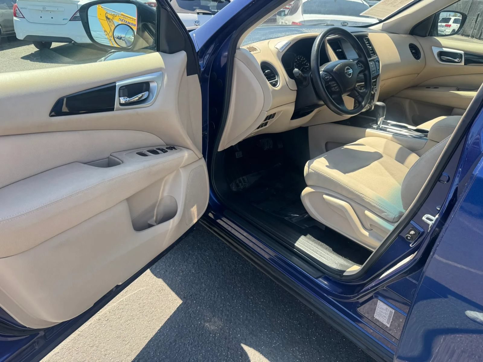 Used 2017 Nissan Pathfinder S FWD image 20