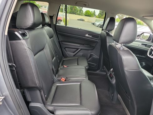 Used 2018 Volkswagen Atlas SE FWD image 21