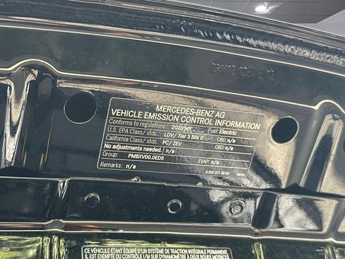 Certified 2023 Mercedes-Benz EQB 300 4MATIC image 29
