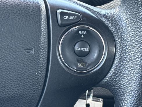 Used 2013 Honda Accord LX image 19