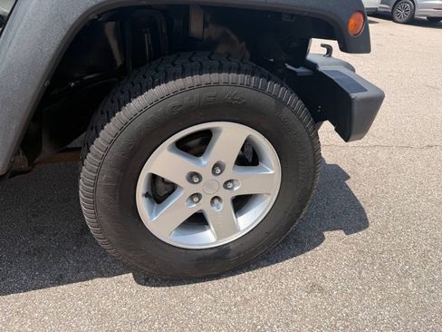 Used 2014 Jeep Wrangler Sport w/ Trailer Tow Group AWD/4WD image 30
