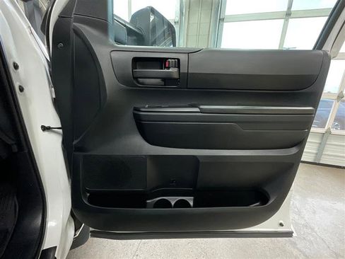 Used 2021 Toyota Tundra SR image 25