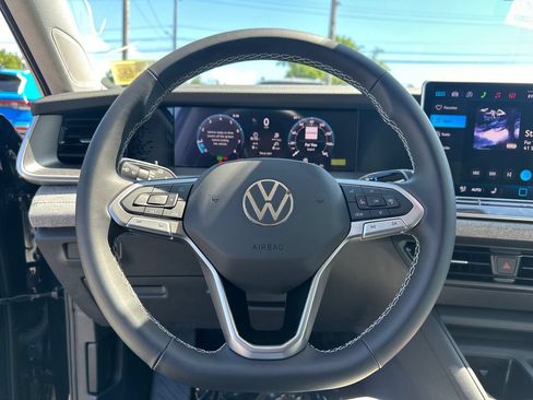 New 2026 Volkswagen Tiguan S AWD/4WD image 12