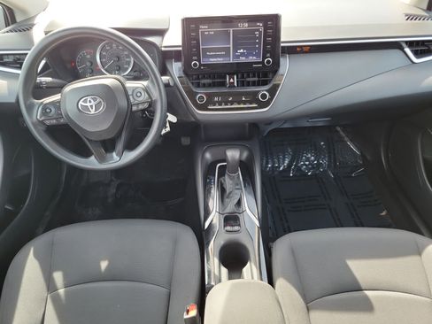 Used 2022 Toyota Corolla LE image 13