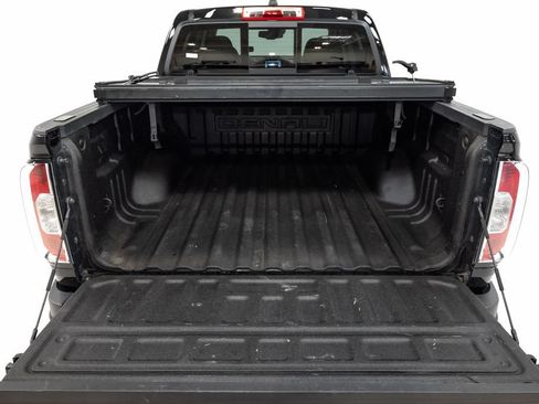 Used 2022 GMC Canyon Denali AWD/4WD image 32