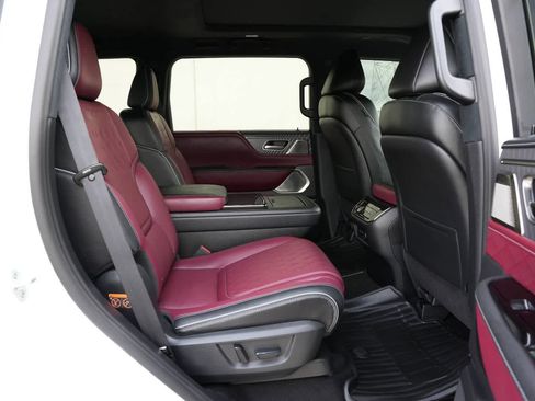 New 2026 INFINITI QX80 Autograph w/ Premium Cargo Package AWD/4WD image 21