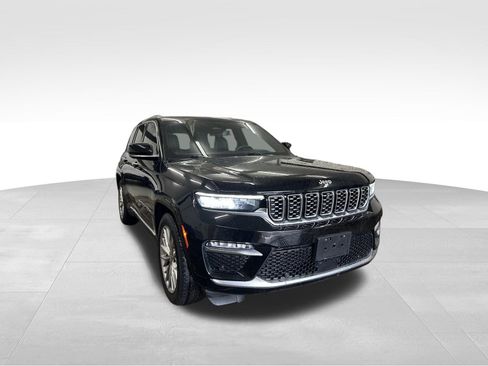Certified 2023 Jeep Grand Cherokee Summit w/ Adv Protech Group IV AWD/4WD image 9