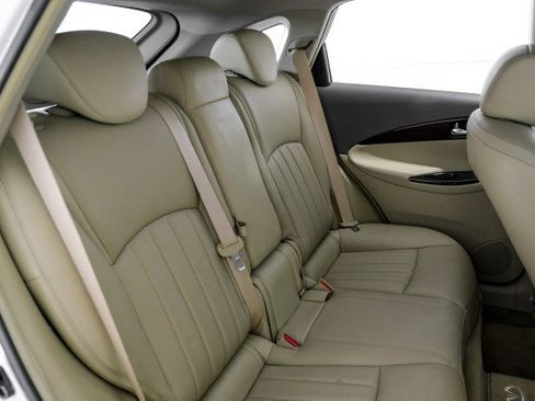 Used 2010 INFINITI EX35 Journey RWD image 36