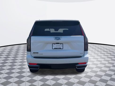 Certified 2023 Cadillac Escalade ESV Premium Luxury w/ LPO, Radiant Package AWD/4WD image 7