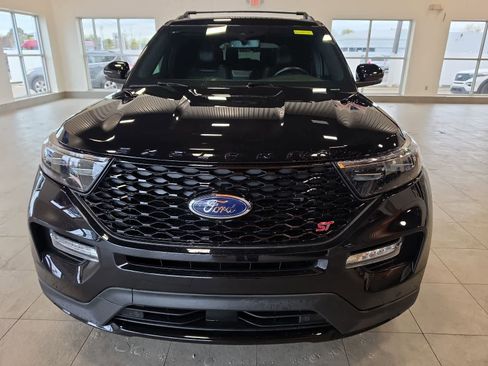 Used 2023 Ford Explorer ST w/ Equipment Group 401A AWD/4WD image 3