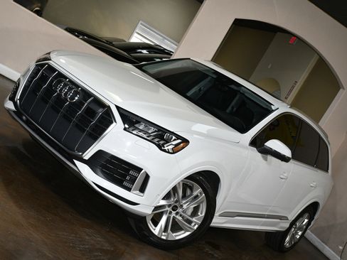 Used 2023 Audi Q7 3.0T Prestige w/ Prestige Package image 78