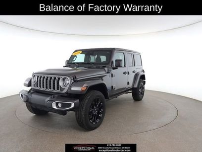 Used 2025 Jeep Wrangler Unlimited Sahara w/ Safety Group