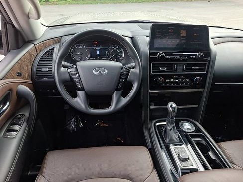 Used 2024 INFINITI QX80 Premium Select w/ Cargo Package RWD image 13
