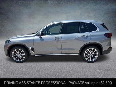 New 2026 BMW X5 xDrive40i AWD/4WD image 2