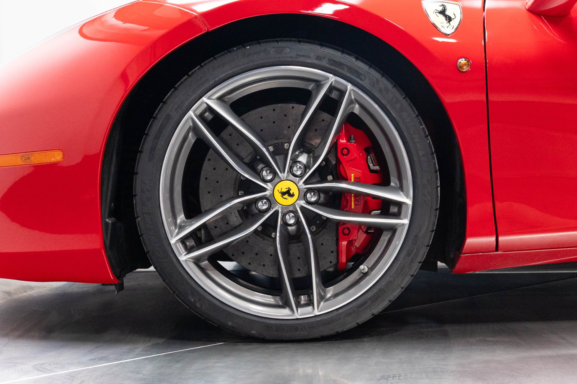 Used 2016 Ferrari 488 GTB RWD image 53