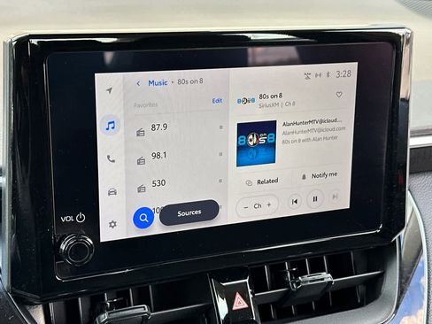 Used 2023 Toyota Corolla LE image 16