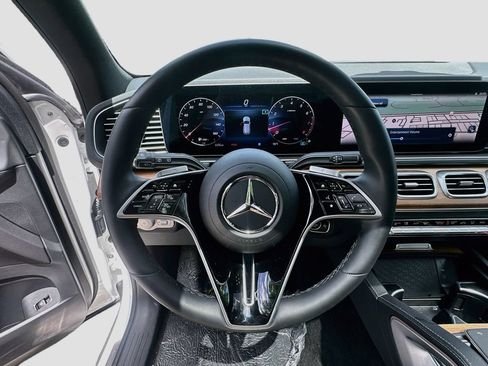 Certified 2026 Mercedes-Benz GLE 350 4MATIC image 11