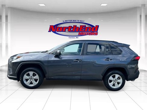 Used 2021 Toyota RAV4 LE AWD/4WD image 6