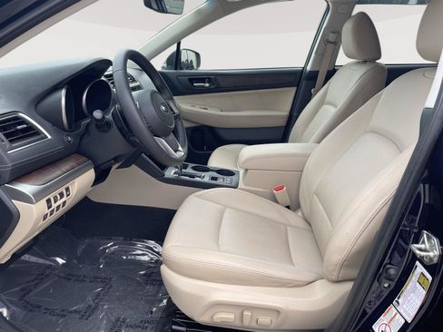 Used 2018 Subaru Outback 2.5i Limited AWD/4WD image 24