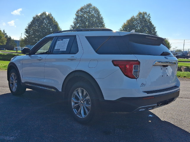 Used 2023 Ford Explorer XLT w/ Equipment Group 202A AWD/4WD image 5