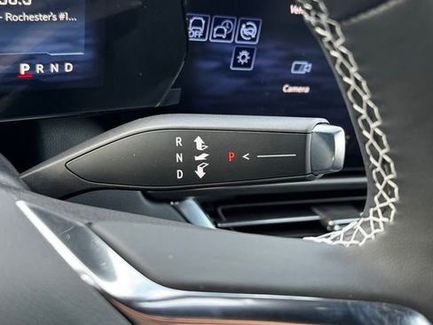 New 2026 Chevrolet Equinox EV LT image 27