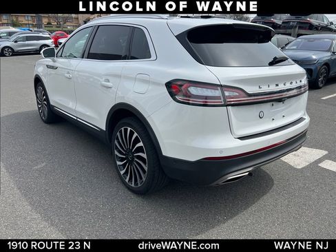 Certified 2022 Lincoln Nautilus Black Label AWD/4WD image 3