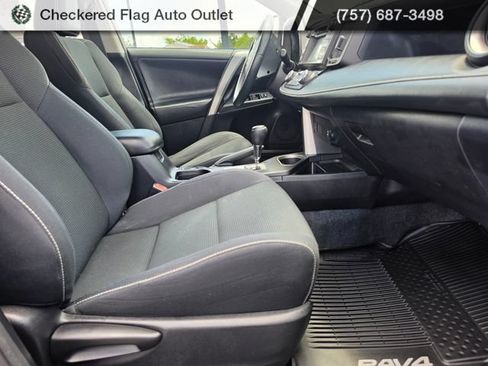 Used 2016 Toyota RAV4 XLE AWD/4WD image 42