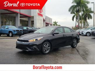 Used 2023 Kia Forte LXS video 1