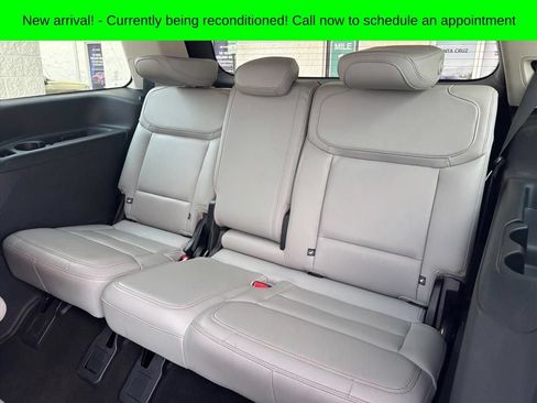 Used 2025 Ford Expedition Active AWD/4WD image 11
