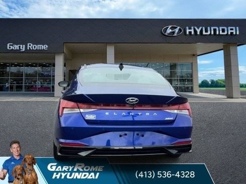 Used 2023 Hyundai Elantra Limited FWD image 7