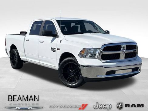 Used 2019 RAM 1500 Classic SLT image 1