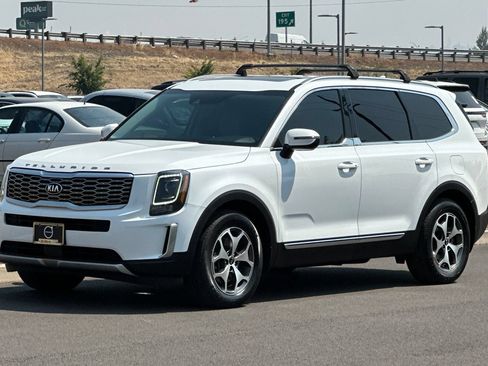 Used 2020 Kia Telluride EX AWD/4WD image 7
