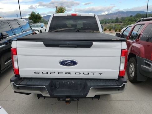 Used 2018 Ford F250 XLT w/ XLT Value Package AWD/4WD image 2