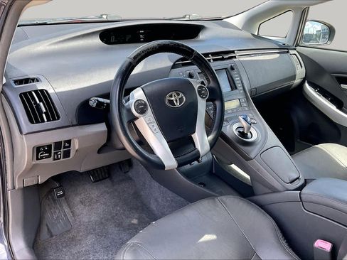 Used 2011 Toyota Prius Four w/ Solar Roof Pkg FWD image 17