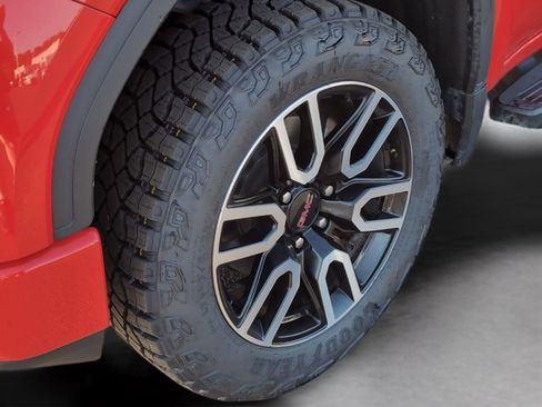 Used 2021 GMC Sierra 1500 AT4 w/ AT4 Value Package image 10