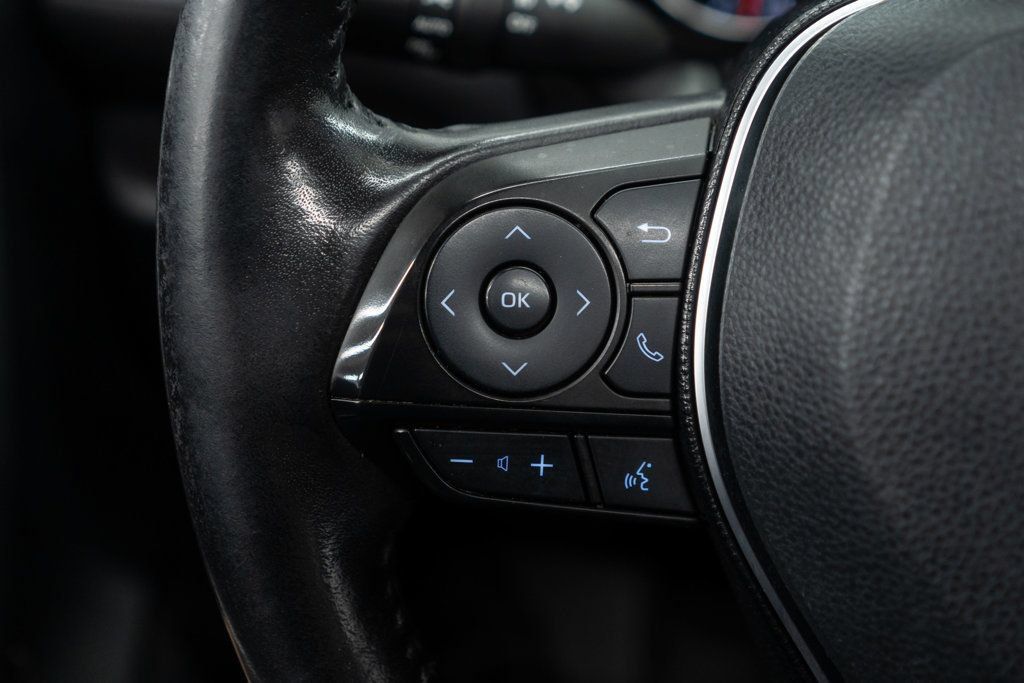 Used 2019 Toyota RAV4 XLE Premium AWD/4WD image 25