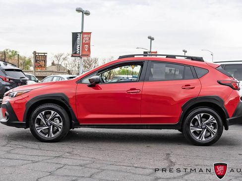 Used 2025 Subaru Crosstrek 2.0i Premium image 11