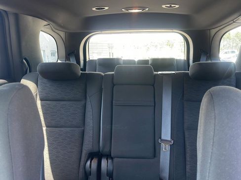 Certified 2025 Dodge Durango GT w/ Blacktop Package RWD image 23