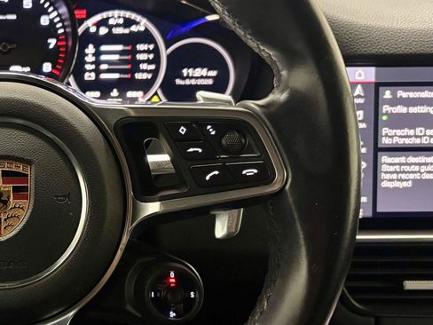 Used 2019 Porsche Cayenne AWD/4WD image 24