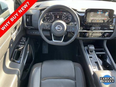 Used 2024 Nissan Pathfinder SL image 14