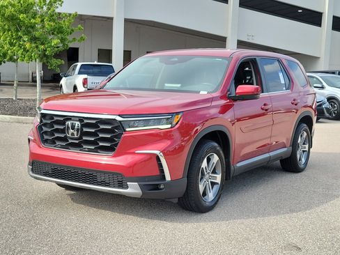 Certified 2024 Honda Pilot EX-L image 3