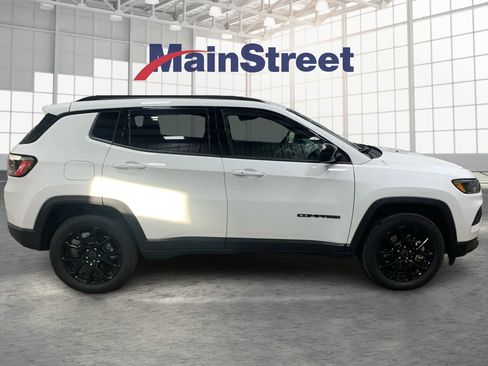 New 2026 Jeep Compass Latitude AWD/4WD image 6