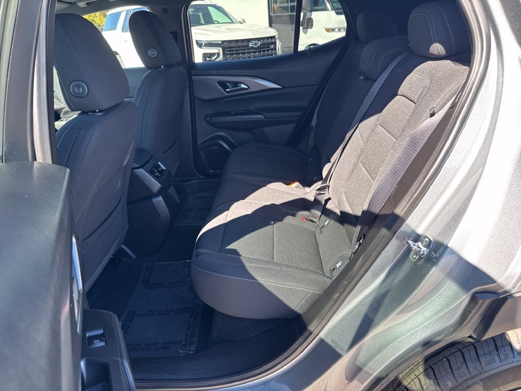 Used 2025 Chevrolet Equinox EV LT FWD image 28