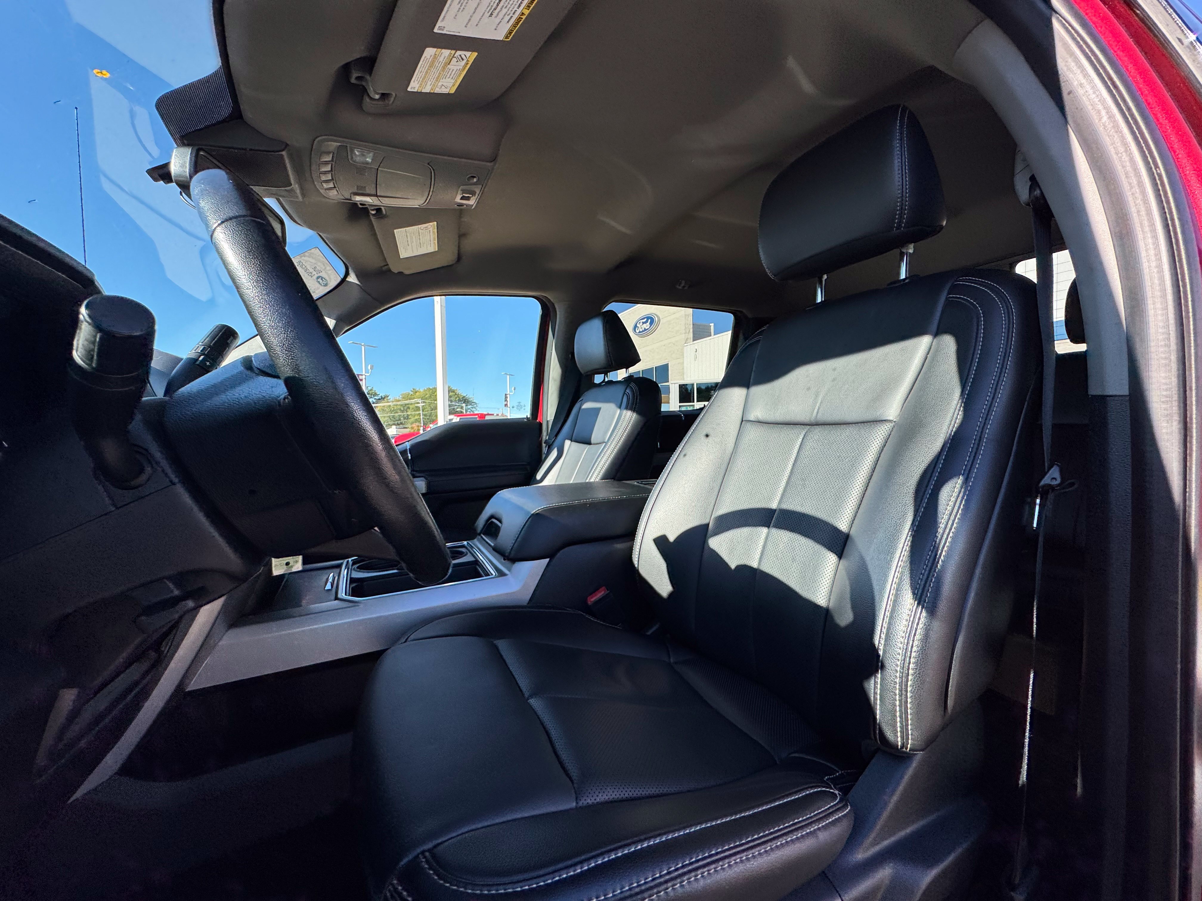Used 2021 Ford F250 Lariat w/ Lariat Value Package AWD/4WD image 32