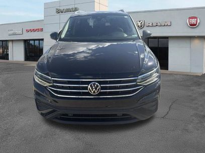 Used 2022 Volkswagen Tiguan SE