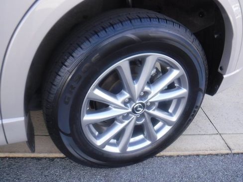 Used 2024 MAZDA CX-5 AWD 2.5 S w/ Select Package image 3