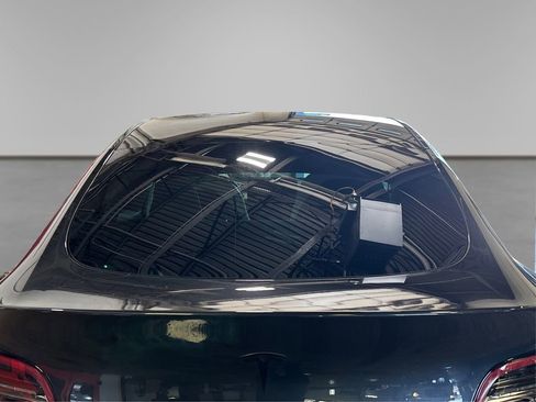 Used 2024 Tesla Model Y Long Range AWD/4WD image 16