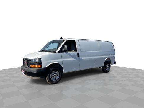 New 2025 GMC Savana 2500 Extended w/ Driver Convenience Package image 5